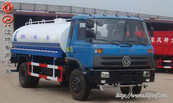 东风145平头8吨洒水车.jpg